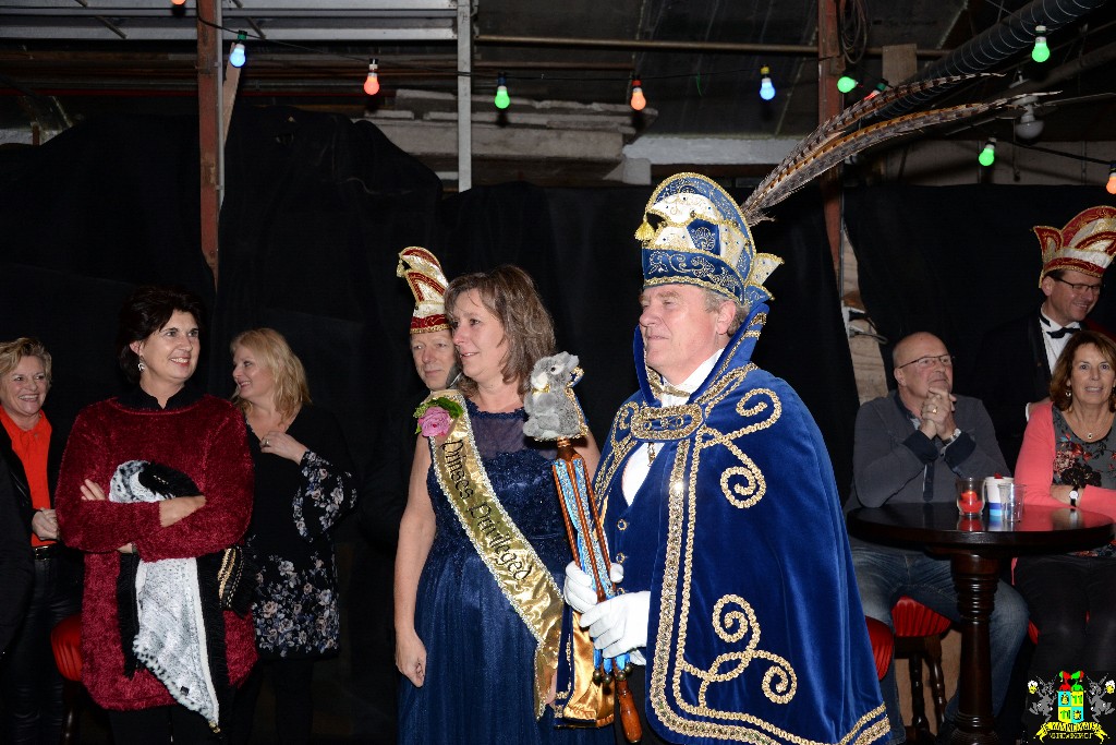 ../Images/Verrassingsfeest Mechanicus en Privileged 002.jpg